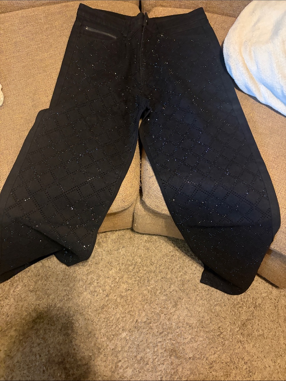 Men's Relaxed Black Jeans with Quilted Pattern and Subtle Sparkle
